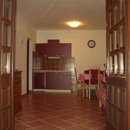 Apartments Jadranka Pula Luaran gambar